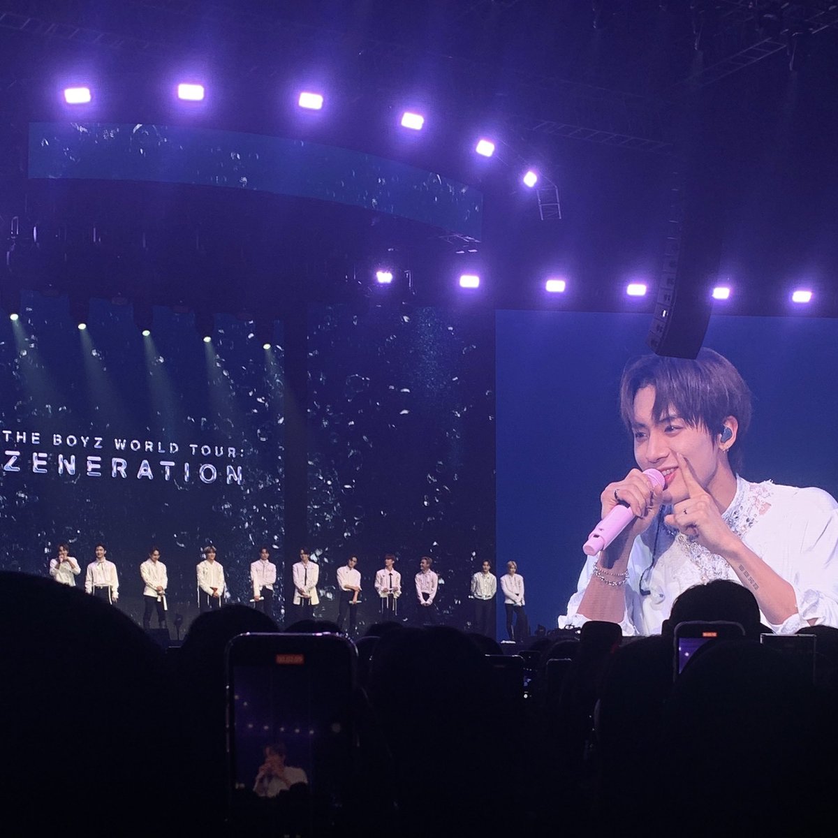 kassyaindosat's tweet image. #PorosNews‼️

Hi sobat Poros😎👋🏼
cung yang kangen Eric?☝🏼 setelah lama hiatus akhirnya Eric si maknae comeback😋. Deobi bisa ketemu lagi deh sama Eric di konser THE BOYZ yang di adakan 3 bulan lalu di BCIS Ancol.

#PorosFM #MauJadiPublicRelationPorosFM #KassyaCalonCrewPorosFM2023