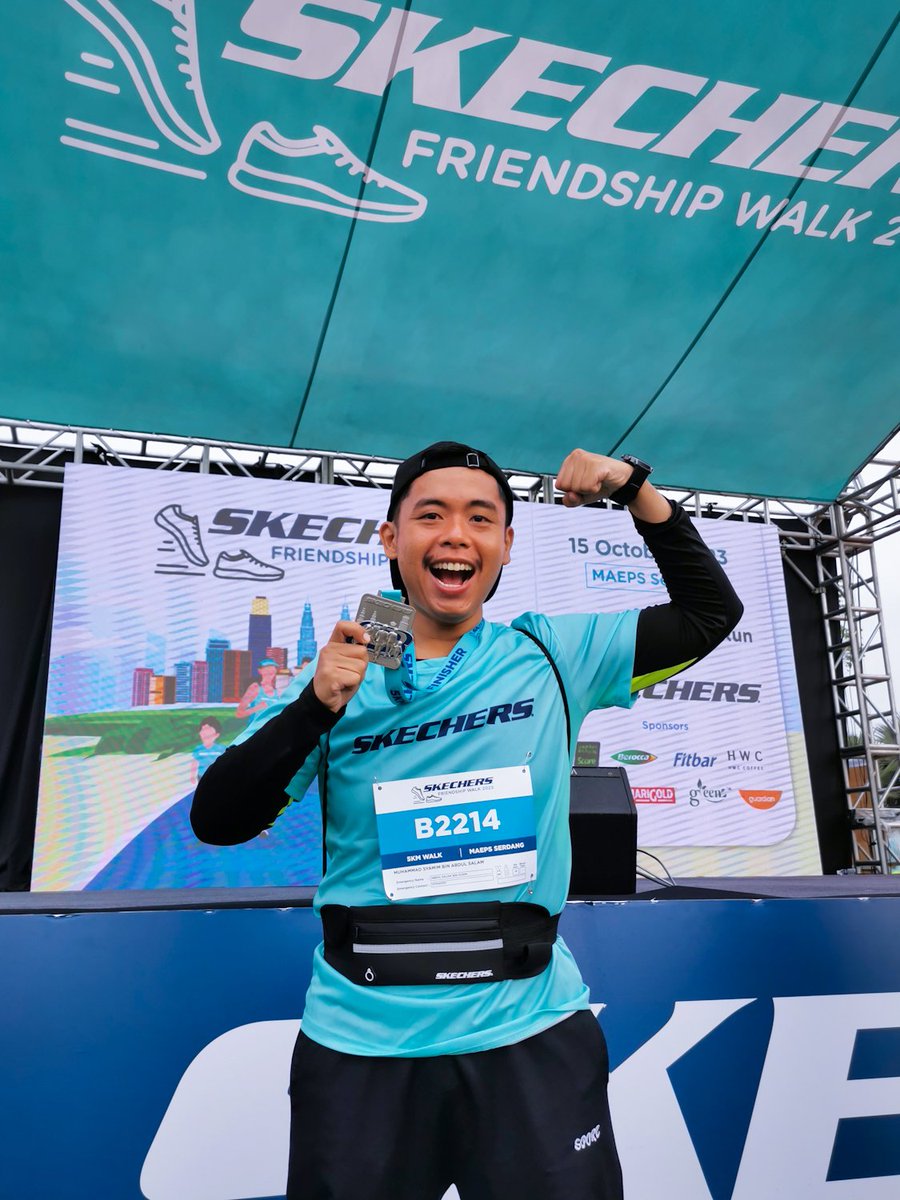 enciklaserbeam's tweet image. 🏁 Yay! I made it. 5KM
Pertama kali join event fun run. Sikit-sikit dulu. 
#SkechersFriendshipWalk2023 #SkechersMY #WalkwithSkechers