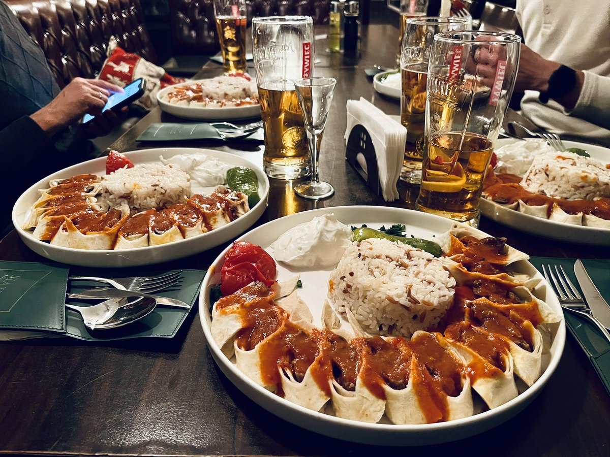 Maho, Warszawa. Toast za wolną Polskę #bylesienachapac #turkishfood #foodie