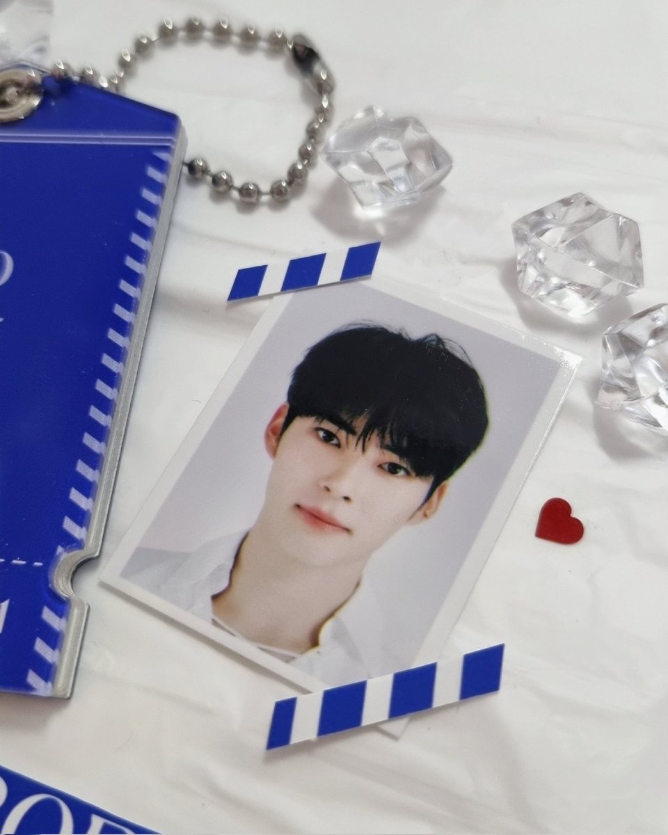 빛이나❦ tweet media