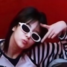 dailycjs's tweet photo. she looks so pretty with short hair https://t.co/Ba46TN01nq