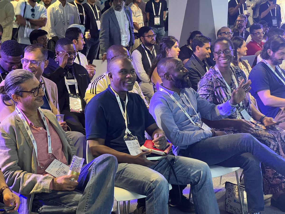 SalisuShuaibA's tweet photo. At the Pitching Arena at the ongoing Global IT Expo (GITEX) in Dubai to support and inspire Nigerian Startup companies who are pitching their ideas and businesses to Global Investors to attract funding.

#SASisOkay
#OgunCentralMovingFoward
#UncommonLegislation 
#SASupdate https://t.co/RUh6aqKTIj