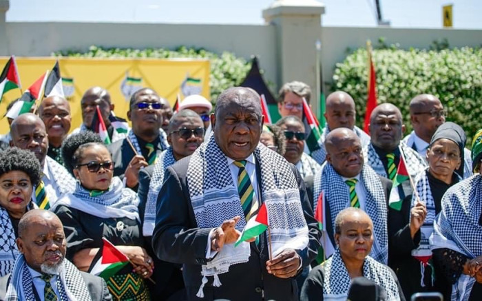 ewnupdates's tweet image. 'They have a just struggle': Ramaphosa pledges solidarity with Palestine dlvr.it/SxYJNQ