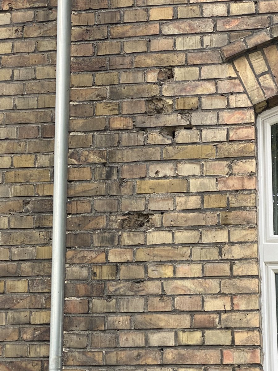 MyBattleGuide's tweet image. What do you think, sniper or machine gun post?
#battleofberlin #halbepocket