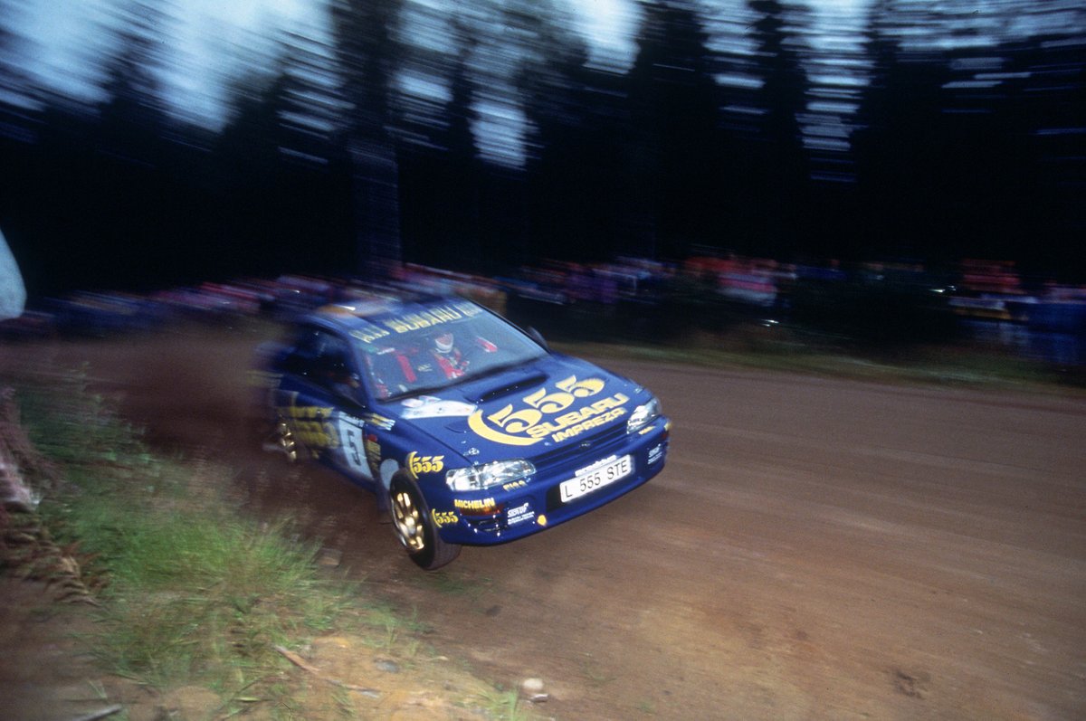 prodrive's tweet image. It’s 30 years since the #Subaru #Impreza hit the @OfficialWRC. The milestone was celebrated at @Rallylegend this weekend with ex-works cars on parade.

Members of the McRae family were also on hand as David Richards received a special award for Prodrive

👉bit.ly/RallyLegendAwa…