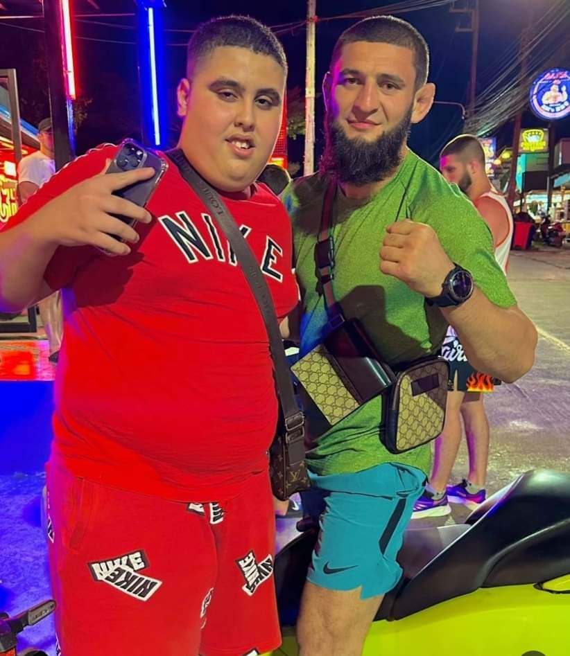 speedinx_'s tweet photo. UFC w KFC https://t.co/beqbFQbmaM