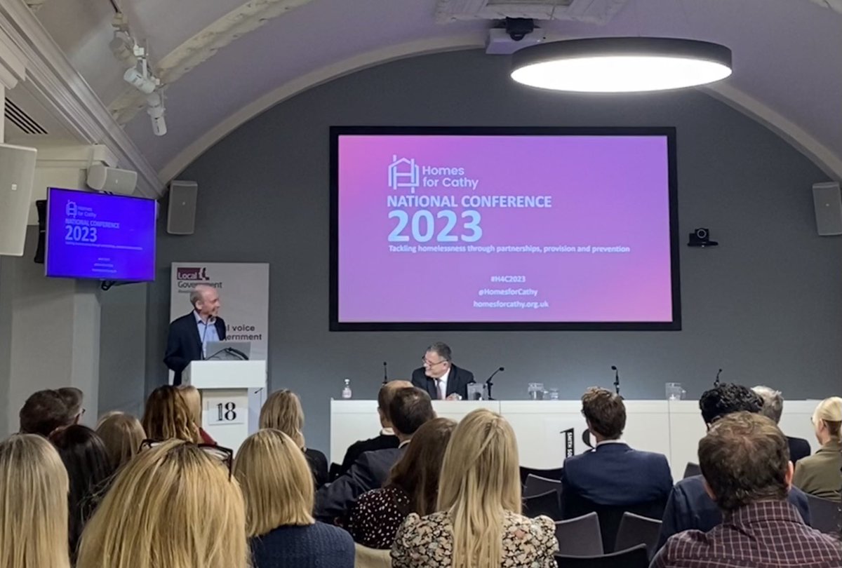 Our Chief Exec ⁦<a href="/david_bogle/">David Bogle</a>⁩ kicks off the ⁦<a href="/HomesforCathy/">Homes for Cathy</a>⁩ conference and introduces ⁦⁦<a href="/MikeAmesburyMP/">Mike Amesbury</a>⁩ , Shadow Minister for Building Safety and Homelessness #H4C2023 #endhomelessness