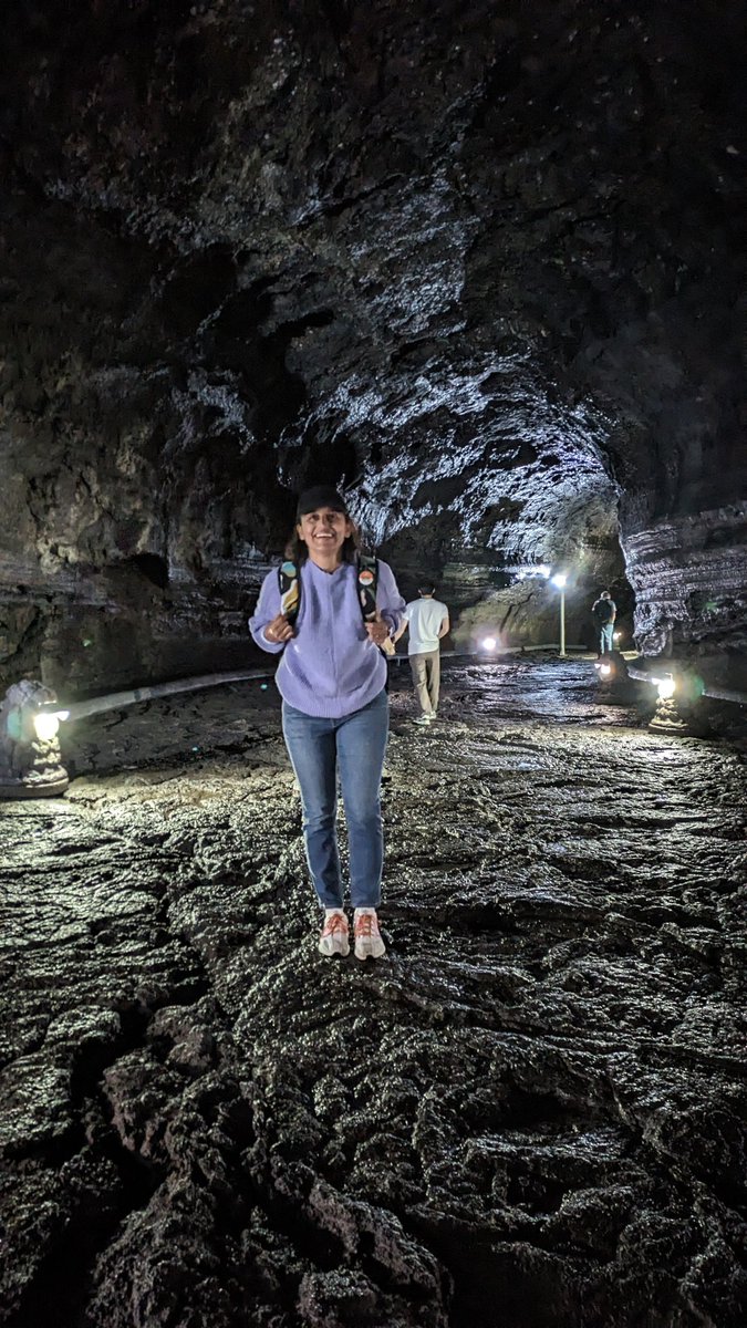 The floor is lava! #jejuisland 

Got to visit the #Manjanggul Cave. This was my first time in a #lavacave - which was pretty cool! There are more than 100 lava caves in #Jeju but only 1 is open to the public, that too till end of this year. The cave is shutting down for