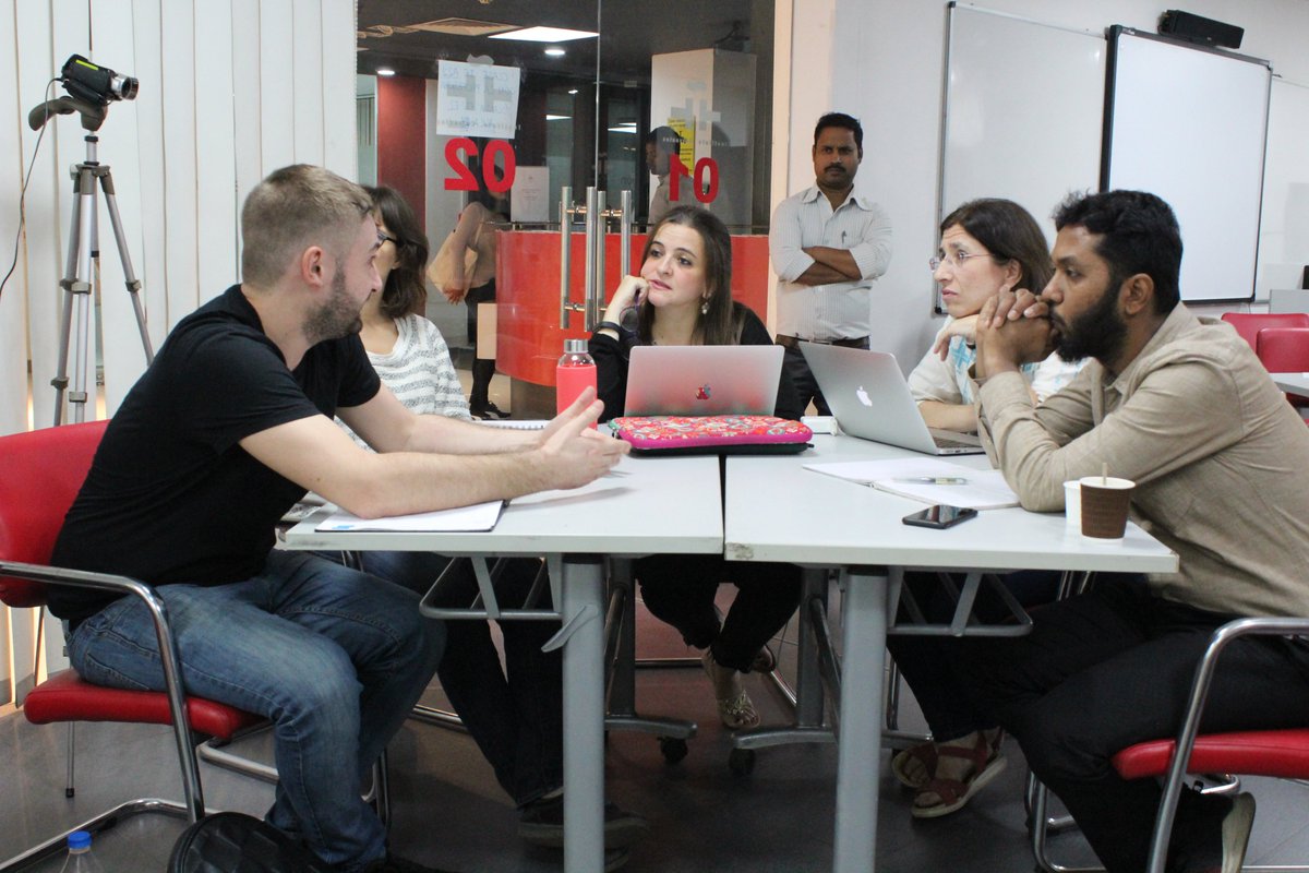 ICNuevaDelhi's tweet photo. 👩🏫¿Te gustaría ser #profesorELE?
¡Ya están abiertas las inscripciones 🧑💻para nuestro Curso Inicial de Formación de Profesores!
📅02.11.2023-10.12.2023
👩💻 Matriculación hasta 27.10.2023
Información: https://t.co/Gr0cbDDauM https://t.co/Bb9zRBppOO