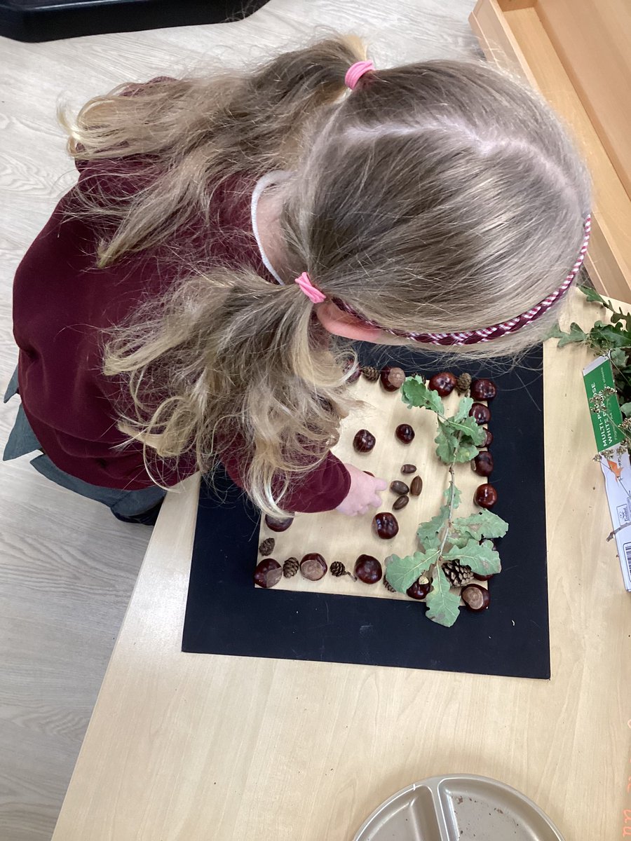 JORPS_1's tweet photo. 🍁🍂 We are so impressed with the beautiful, autumnal artwork being created in #JOREYFS. Lots of wonderful, creative designs and fabulous vocabulary being used. #imaginativethinking #developingcuriosity 🍂🍁 https://t.co/zW5EZoECOS
