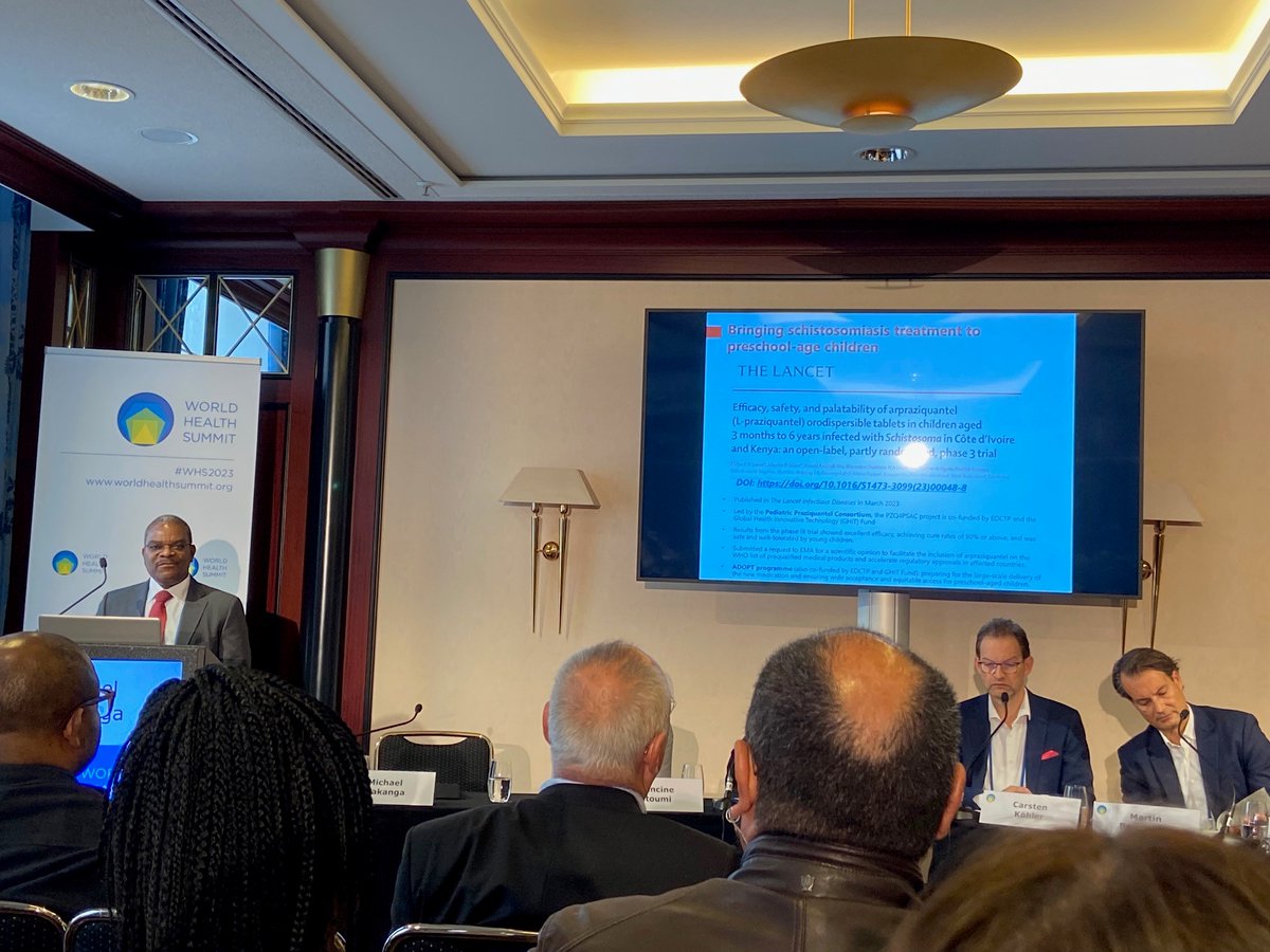 During a workshop on #NTDs at this year's #WHS2023, @EDCTP Executive Director Dr Michael Makanga gave a presentation in which he provided ONE example of successful product development: our @PedPZQ! 📷 by Dr Jutta Reinhard-Rupp, Chair of the Consortium Board from @merckgroup