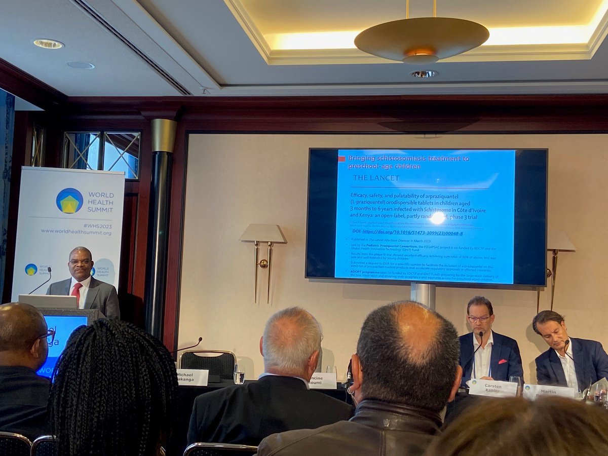 PedPZQ's tweet image. During a workshop on #NTDs at this year's #WHS2023, @EDCTP Executive Director Dr Michael Makanga gave a presentation in which he provided ONE example of successful product development: our @PedPZQ!
📷 by Dr Jutta Reinhard-Rupp, Chair of the Consortium Board from @merckgroup