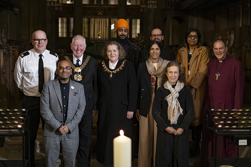 Bradford Cathedral tweet media