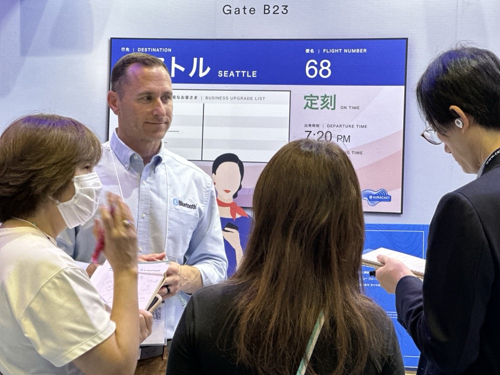 Bluetooth_Japan's tweet photo. #CEATEC2023 初日、大盛況のうちに終了しました！Bluetoothの新しい技術、Auracastを体験した方々より「実装が待ちきれない！」とポジティブなお声をいただいています。

ご参加枠が限られておりますので、ぜひ事前予約の上、Bluetoothのブースにお立ち寄りください！
https://t.co/Ua2iyYB38z https://t.co/vhYW0LDtjV
