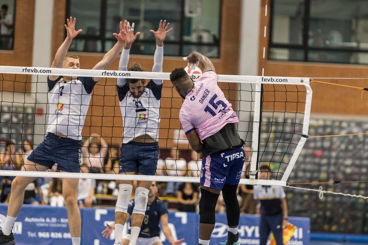 📸 LAS MEJORES FOTOS DE NUESTRA PRIMERA VICTORIA EN LA TEMPORADA

Así fueron algunos de los mejores momentos del partido en Palma.

#VamosConque