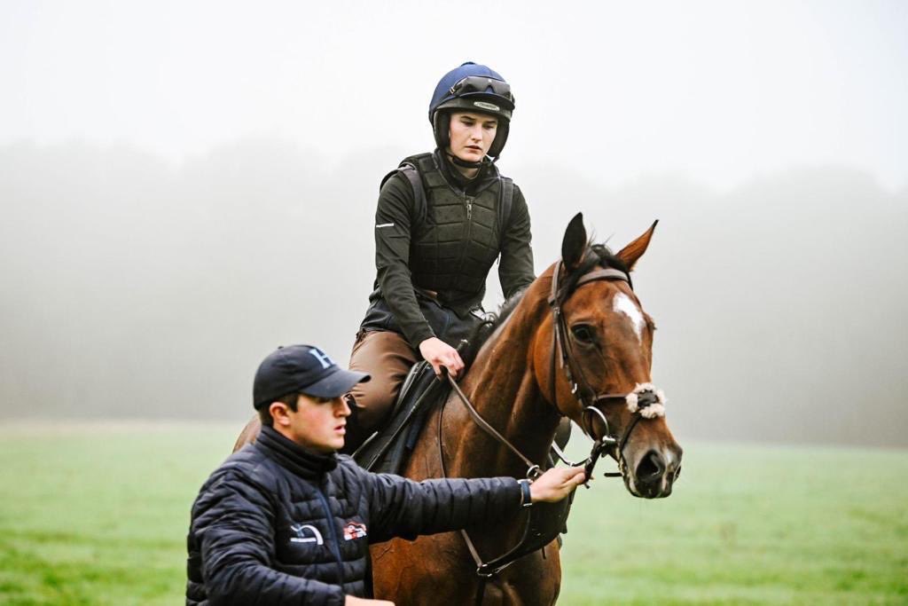OldGoldRacing's tweet photo. Picks Lad, @Harry05Derham and @Alice_stevens_2 looking π focused on a grey and damp morning!
#pickslad #olbgracing #harryderham #oldgoldracing #ownapieceoftheaction https://t.co/QZhLlLnncn