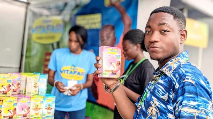 SodjineGroup's tweet photo. Et ouiii 🥳 nous étions présents à la Foire Made  In Togo dans le cadre du Consommer Local qui à eu lieu à Canal Olympia Godopé.
Le mois D'Octobre nous fait savoir que nos produits locaux sont importants et bon à consommer.

Alors consommons Local,
Consommons Vitafari, https://t.co/T7fxm5CqTS