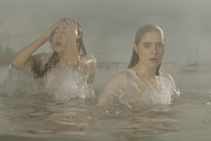 Cast announced for National Theatre's play with songs London Tide whatsonstage.com/news/cast-anno…