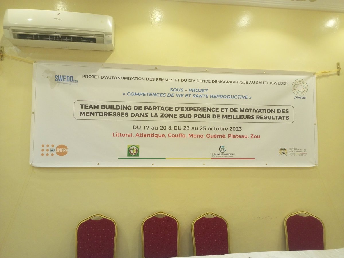 FaladeMirabelle's tweet photo. Ce mardi 17/10 la place de fête la Belle Époque accueille un "Team building de partage d'expériences et de motivation des mentoresses dans la zone sud pour de meilleurs résultats" dans le cadre du Sous-projet Compétences de Vie et Santé Reproductive du projet @sweddbj
@ONG_CPADES https://t.co/11zVmn7G54