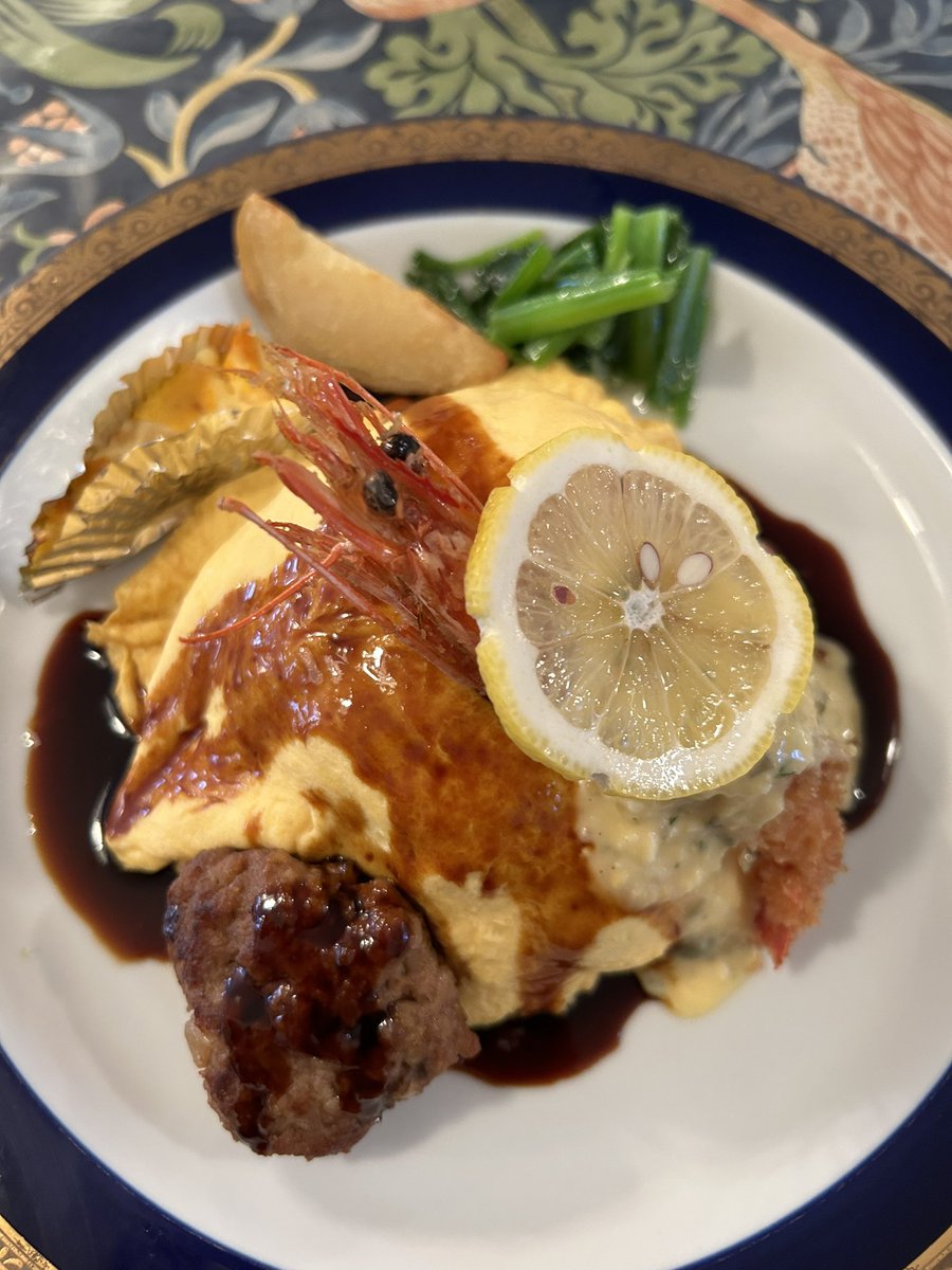 to_copast's tweet photo. 洋食屋さんのオムライス💖
最高でした✨
#外食ご飯
#洋食屋さん
#オムライス https://t.co/XeInk3xwAd