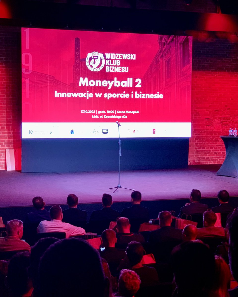TomaszPlaza's tweet photo. Dziś trochę inspiracji i networkingu na #Moneyball2 organizowanym przez @RTS_Widzew_Lodz
To również okazja do odwiedzin @MysliWiecJestem i @tomflakowski 👊 Dobrze było Was zobaczyć. https://t.co/B35UEj37GX