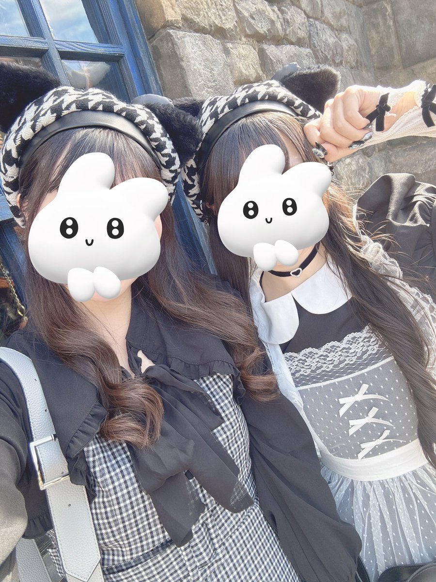 usagichigo22's tweet photo. お友達とpium合わせでユニバ( ᐡ⸝⸝• ·̫ •⸝⸝ᐡ )🖤🤍 https://t.co/8rs5lhHX85
