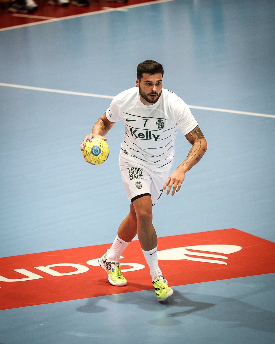 Vuelve 🇪🇺❗️
<a href="/SCPModalidades/">Sporting CP - Modalidades</a>