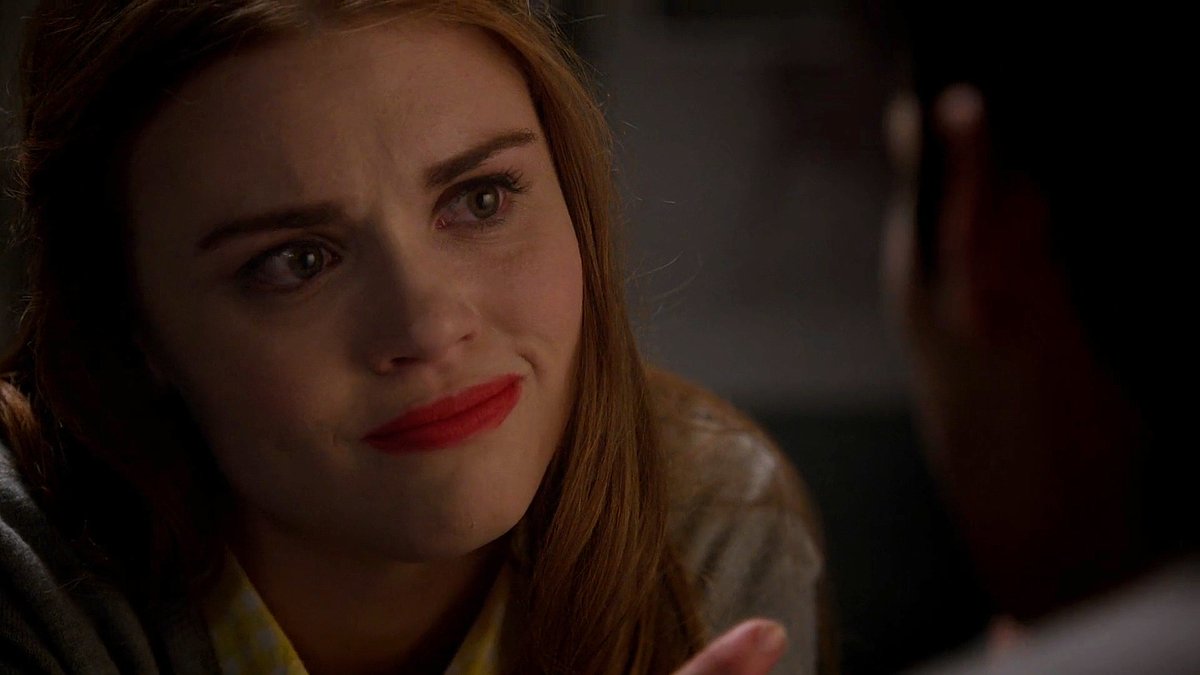 stydinskl's tweet photo. lydia martin smiling at stiles stilinski is my roman empire https://t.co/fOejwUT8vG