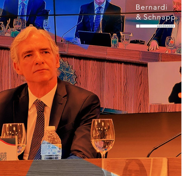 bernardischnapp's tweet photo. Ricardo Bernardi, sócio de Bernardi &amp; Schnapp Advogados, foi eleito novamente como um dos Thought Leaders: Brazil 2023 em relatório publicado pelo Who’s Who Legal. Leia:https://t.co/uv4sYQhkPN https://t.co/eAQWDVkMCA