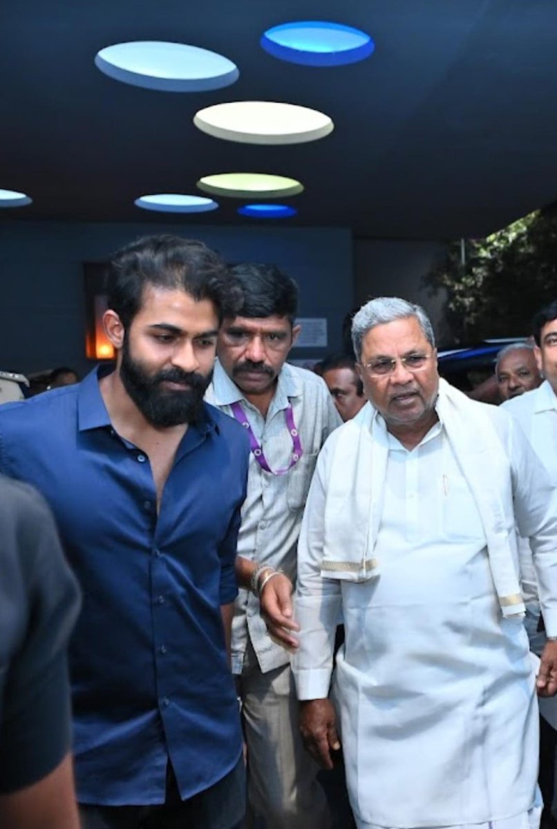 YuvaRajkumarFC tweet media