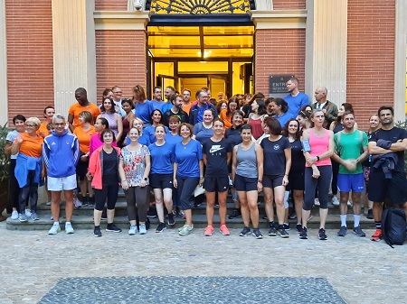 ppcaToulouse's tweet photo. Très belle réussite pour la 1ère édition de la course du Palais qui a réuni près de 100 participants qui ont parcouru avec enthousiasme et bonne humeur une boucle de 5.7km sur les bords de la Garonne et le canal de Brienne. Félicitations aux gagnants et RDV l'année prochaine ! https://t.co/fiiwXZd7hR