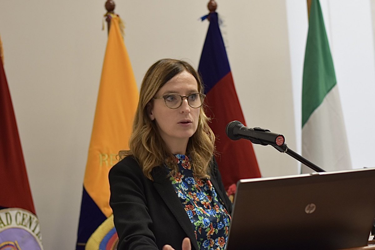 ItalyinEcuador's tweet photo. #SLIM2023 | Calorosa accoglienza anche oggi alla @lacentralec per il @PremioCalvino in 🇪🇨 con le relazioni di Chiara D'Ippolito e Gennaro Serio su vita e opere del grande scrittore 🇮🇹 Italo Calvino. Viva la letteratura italiana! 📚

@ItalyMFA @MiC_Italia @Quirinale https://t.co/MLYBFdsy2f