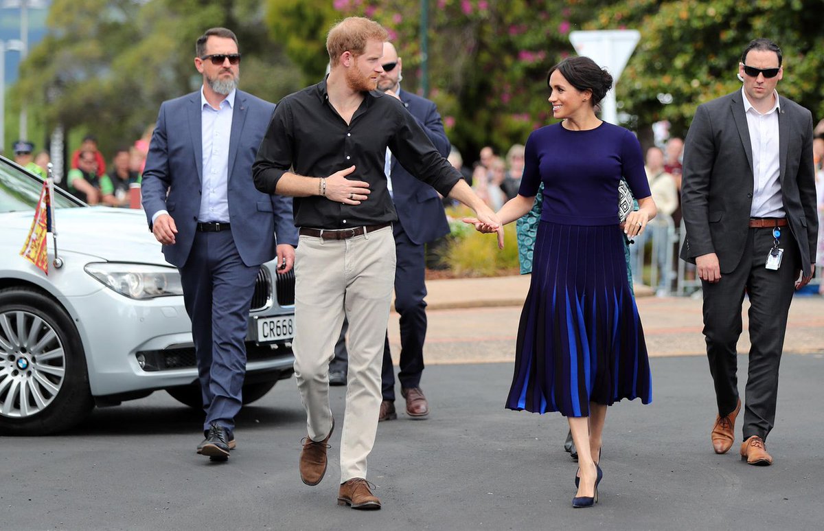 @Az79923807 @Wpoptruth Yes! 💘
And they start their walk.... hand in hand... and their footprints are all over the world. 💖
So many beautyful impressions of this love story. So many helpful solutions and results.💖
#thankyouPrinceHarryandMeghan