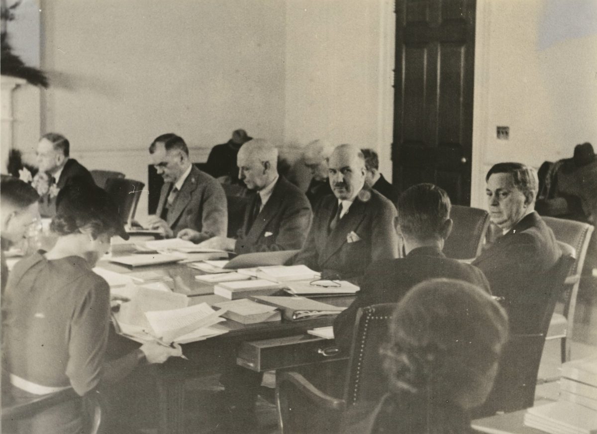 USNatArchives's tweet photo. As part of American Archives Month, we are examining the National Archives' historical events and highlighting the significance of archives. 
https://t.co/6hraMTLCso

#AmericanArchivesMonth #ArchivesMonth #DocumentPreservation #ArchivalDocuments https://t.co/Y1R5PpRhCM