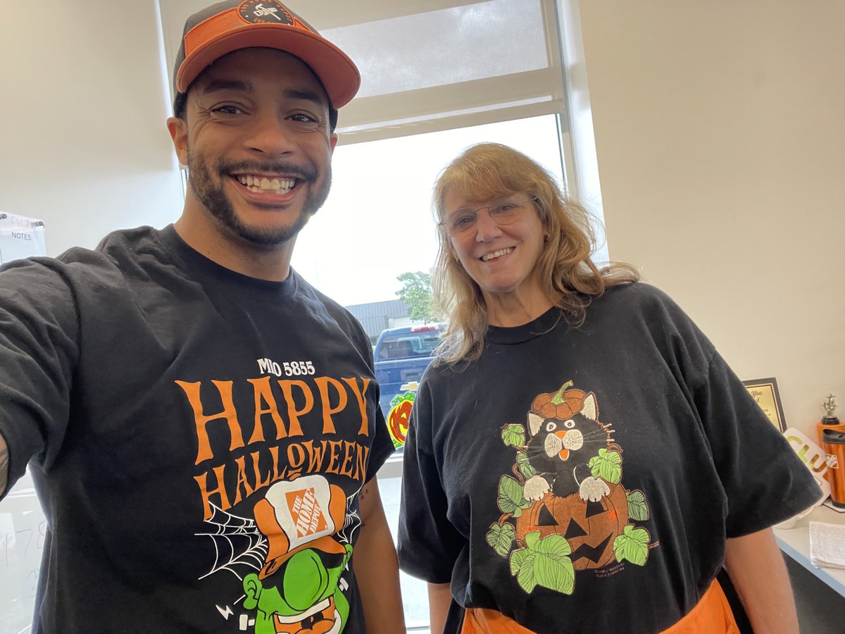 Aaron Johnson (@ajohnson5875) on Twitter photo Spooky season is upon us. 👻 🎃 <a href="/RafaVelaydez/">Rafa</a> <a href="/ChaddWhiteley/">Chadd Whiteley</a> <a href="/Chad741/">Chad_D1974</a> <a href="/HDLorenda/">Lorenda</a> <a href="/Mcgalec99/">Kelly Schnatter</a> Spooky season is upon us. 👻 🎃 <a href="/RafaVelaydez/">Rafa</a> <a href="/ChaddWhiteley/">Chadd Whiteley</a> <a href="/Chad741/">Chad_D1974</a> <a href="/HDLorenda/">Lorenda</a> <a href="/Mcgalec99/">Kelly Schnatter</a>