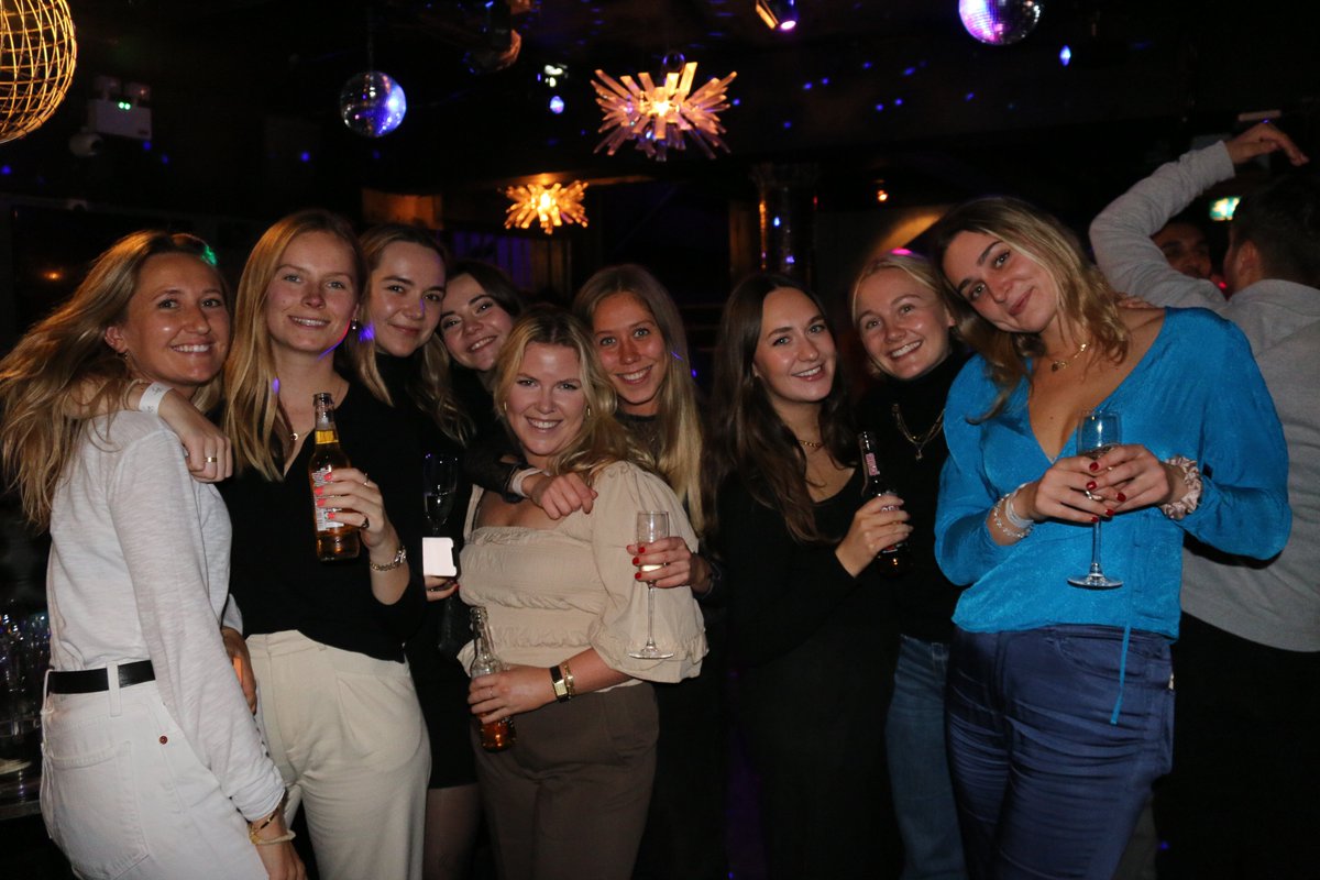 Calling all 2008-2023 Leavers!!!

Make sure you grab your free tickets to 'Rhubarb Reunites: 15 Years' before they sell out by heading to the link here:
beyondteddies.stedwardsoxford.org/.../rhubarb...
Over 150 early-birds have already got theirs...🥳