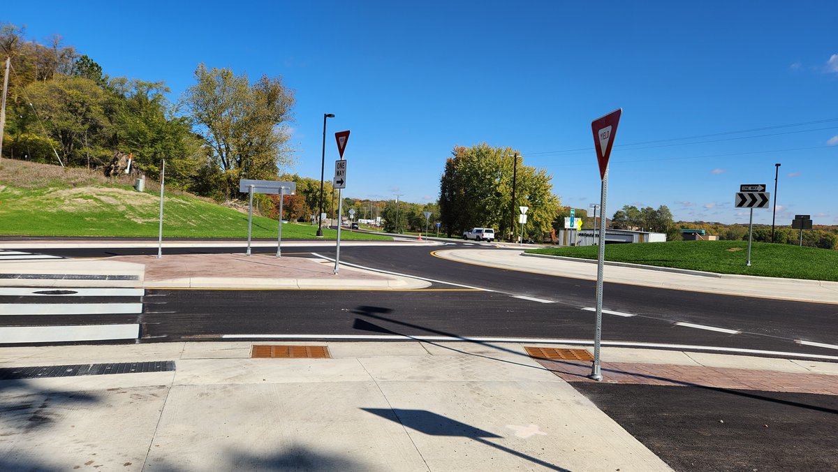 StonebrookeEng's tweet photo. It was a great day to attend the ribbon cutting for the Highway 3 Roundabout project in Faribault. The Highway 3 roundabout is officially open to the public. https://t.co/TwmFivXcDm
