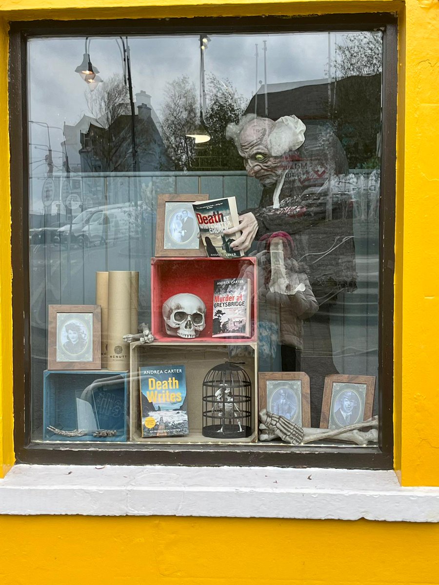 A couple of people have told me about this, but I’m highly chuffed to see my books playing a role in the Halloween display in Fintan’s (Dohertys) in Carndonagh! #Inishowen