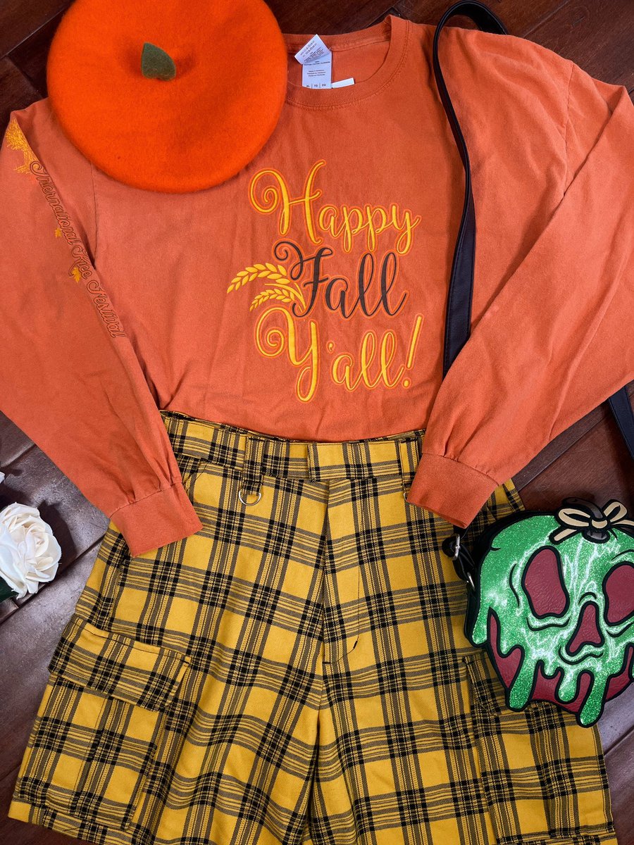PopsikleShop's tweet image. Fall in love🍂🎃 #happyfallyall 

🍁Outfit Details: THRIFTED FALL LONG SLEEVE XL - THRIFTED HOT TOPIC PLAID SHORTS Medium

#falltimefun #fallootd #falloutfitideas #fallszn #fallingforfall #thriftootd #thriftoutfit
