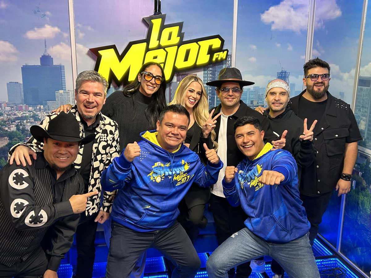 LaMejor's tweet image. ¡Gracias @LaCaseteraMX por acompañarnos en #ElShowDeLaMejor!🤩🎤
¿Ya escuchaste su más reciente sencillo #SiComoTeAmoMeAmas?🫶🎶
#AquíNomás 🤠