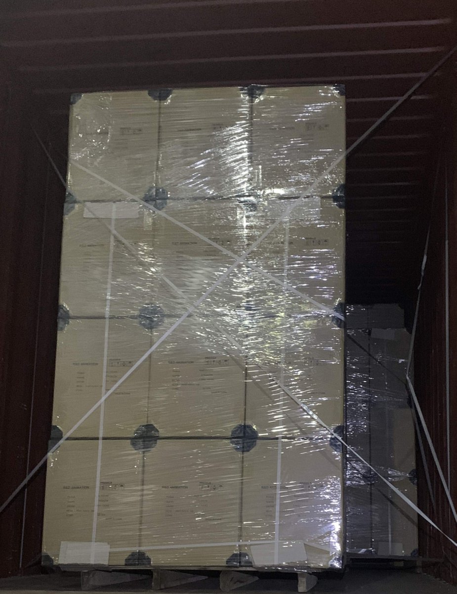 NovelHorizons's tweet image. Making it's way to our fulfillment warehouse! 
After a long arduous process, the figures for our collab with @yoclesh !

When your order is mailed out, you will receive an email with your tracking number from us :) 

#novelhorizons #scalefigure