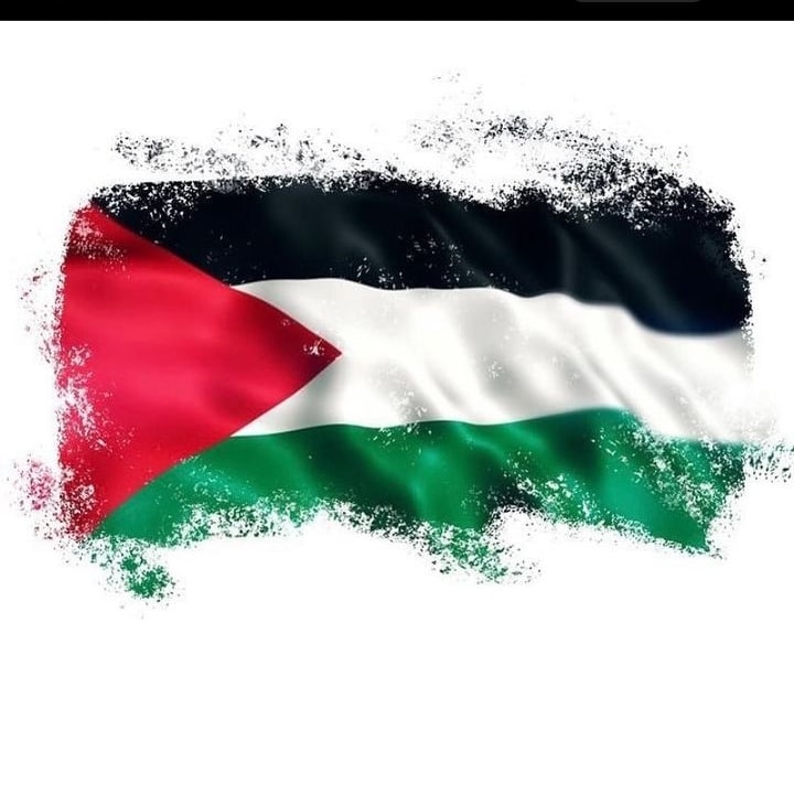 Ayaa_Miracle's tweet photo. #NewProfilePic https://t.co/wQ0KffKZSW
