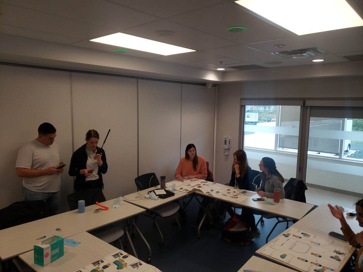 JBPArmstrongMD's tweet photo. Had a great two day #disaster #medicine workshop with @DalEMCanada .  Great work by all residents as they tackled a mass casualty #Simulation https://t.co/79KjNpJqyy