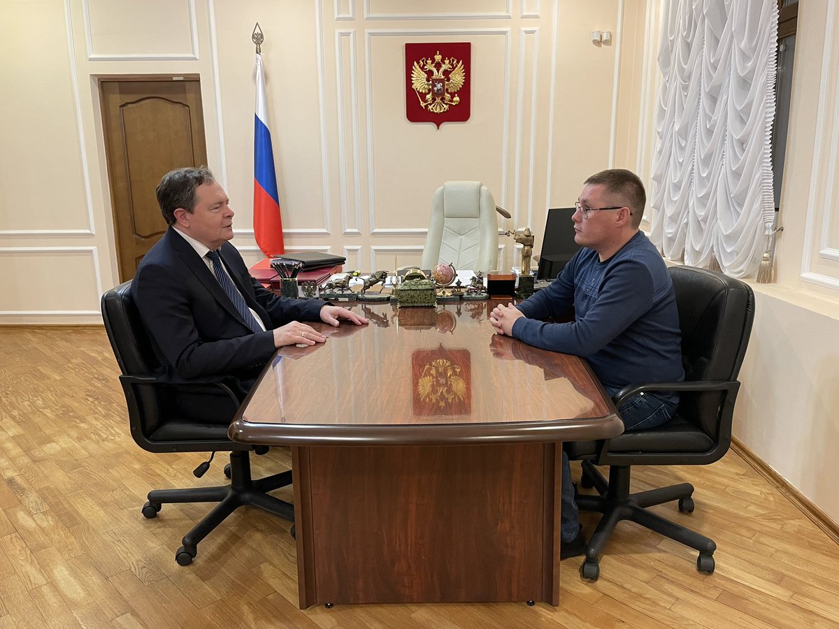 rasgaz78's tweet photo. Сегодня у меня состоялась очень интересная и важная встреча с главным федеральным инспектором по РТ Виктором Демидовым. https://t.co/vuOxPvPG4e