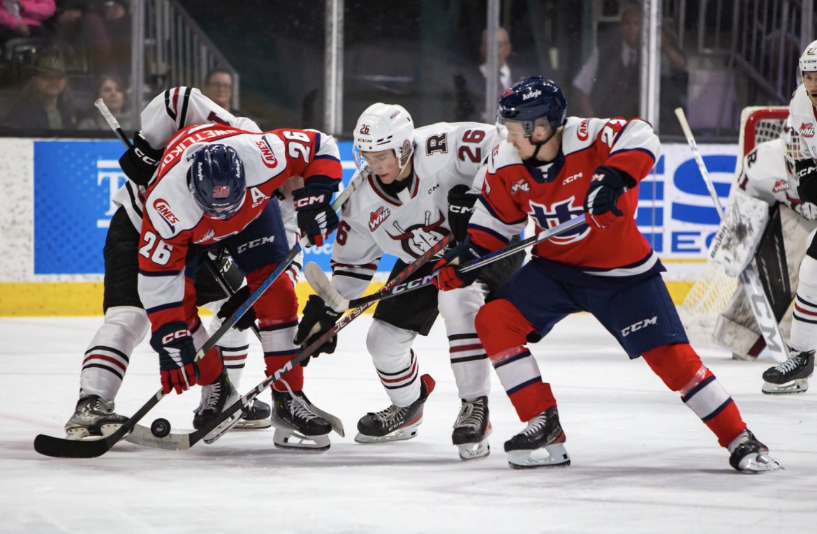 Renegadesphoto's tweet photo. We are still looking for teams or games or events to come shoot this winter! If your team (hockey, ringette) or your sports event (figure skating, speed skating, other winter sports) are looking for a photographer, whether it’s for one game, or multiple, reach out! https://t.co/Ll6FNTfzql