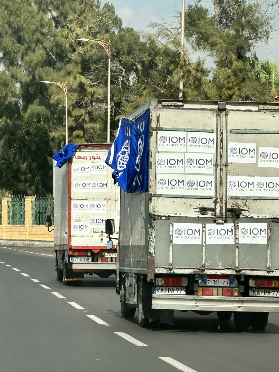 In response to the catastrophic humanitarian conditions in #Gaza, the IOM Egypt delivered a new batch of humanitarian aid to @EG_Red_Crescent in #Arish, consisting of medical supplies, medicines, and hygiene/dignity kits, awaiting opening of safe humanitarian corridors to cross