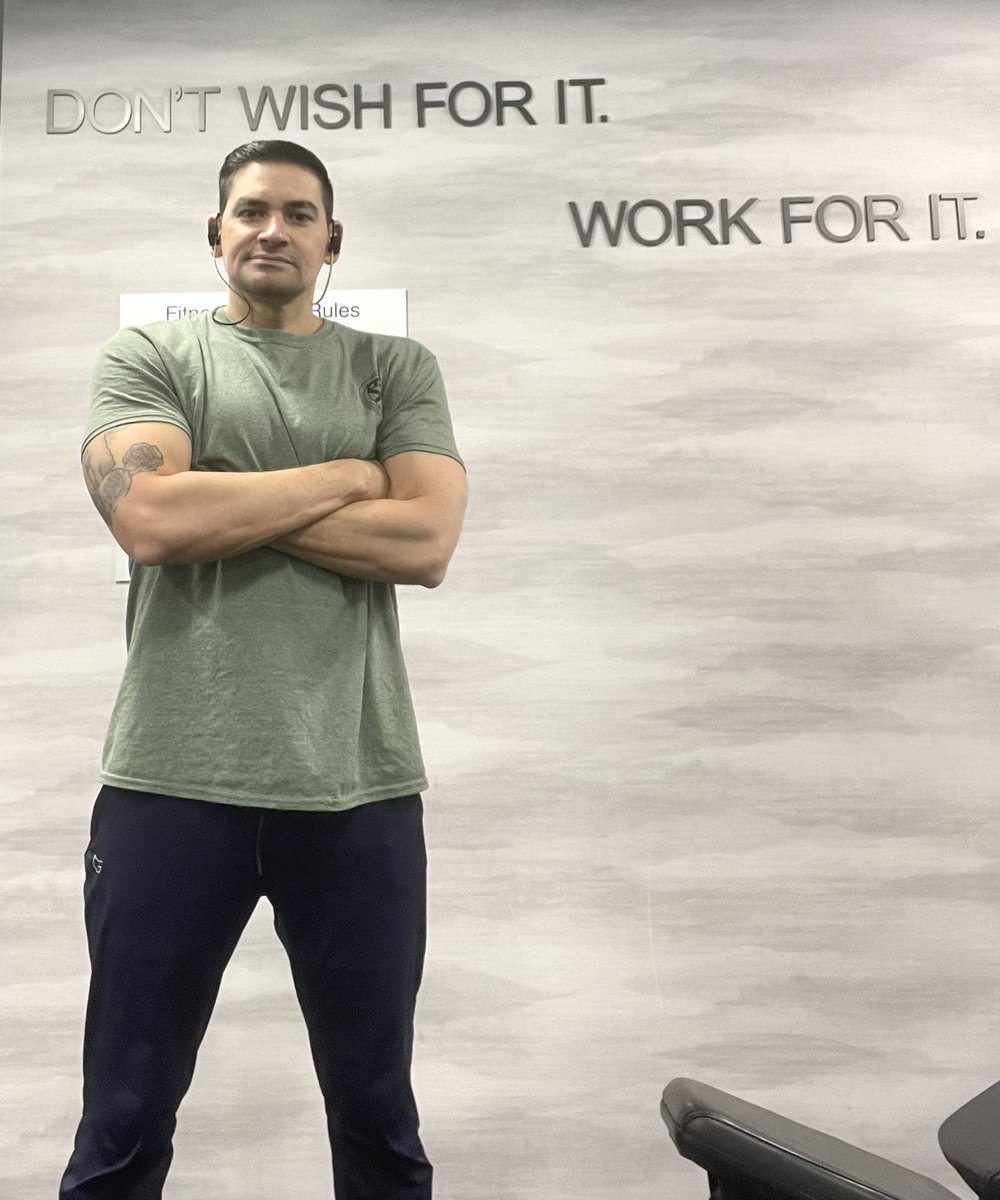 EddieGarciaVA's tweet photo. Work For It
#WorkingForWorkingPeople
#HardWork #Commitment https://t.co/UH7LkoGUkI