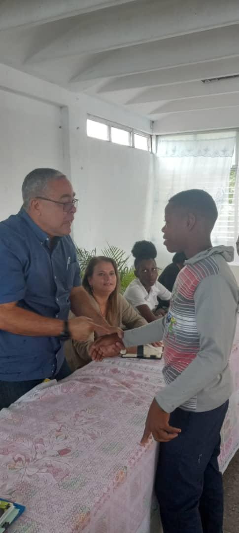 gobhabana's tweet photo. ‼️En Desarrollo‼️
📢 El Primer Secretario del Partido en #LaHabanaDeTodos, @torres_iribar y la Gobernadora de la ciudad,@YanetHzP, lideran, este martes, recorrido por centros educativos de la capital. 
@torres_iribar @YanetHzP @JesusOtamendiz @TatianaVieraHe3 @Roilancu1 https://t.co/uIiFgaGeoP
