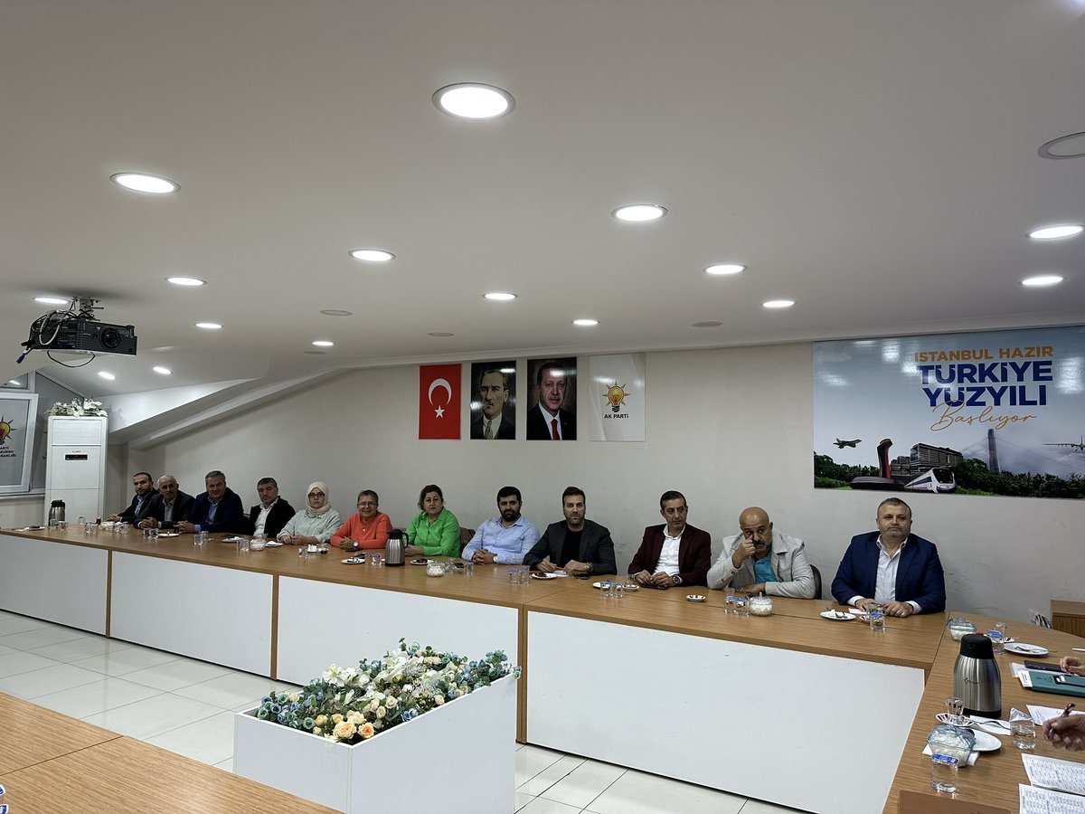 İlçe Başkanımız <a href="/selamidelibalta/">A.Selami Delibalta🇹🇷</a> başkanlığında Yönetim Kurulu toplantımızı gerçekleştirdik.

#Yenidenİstanbul