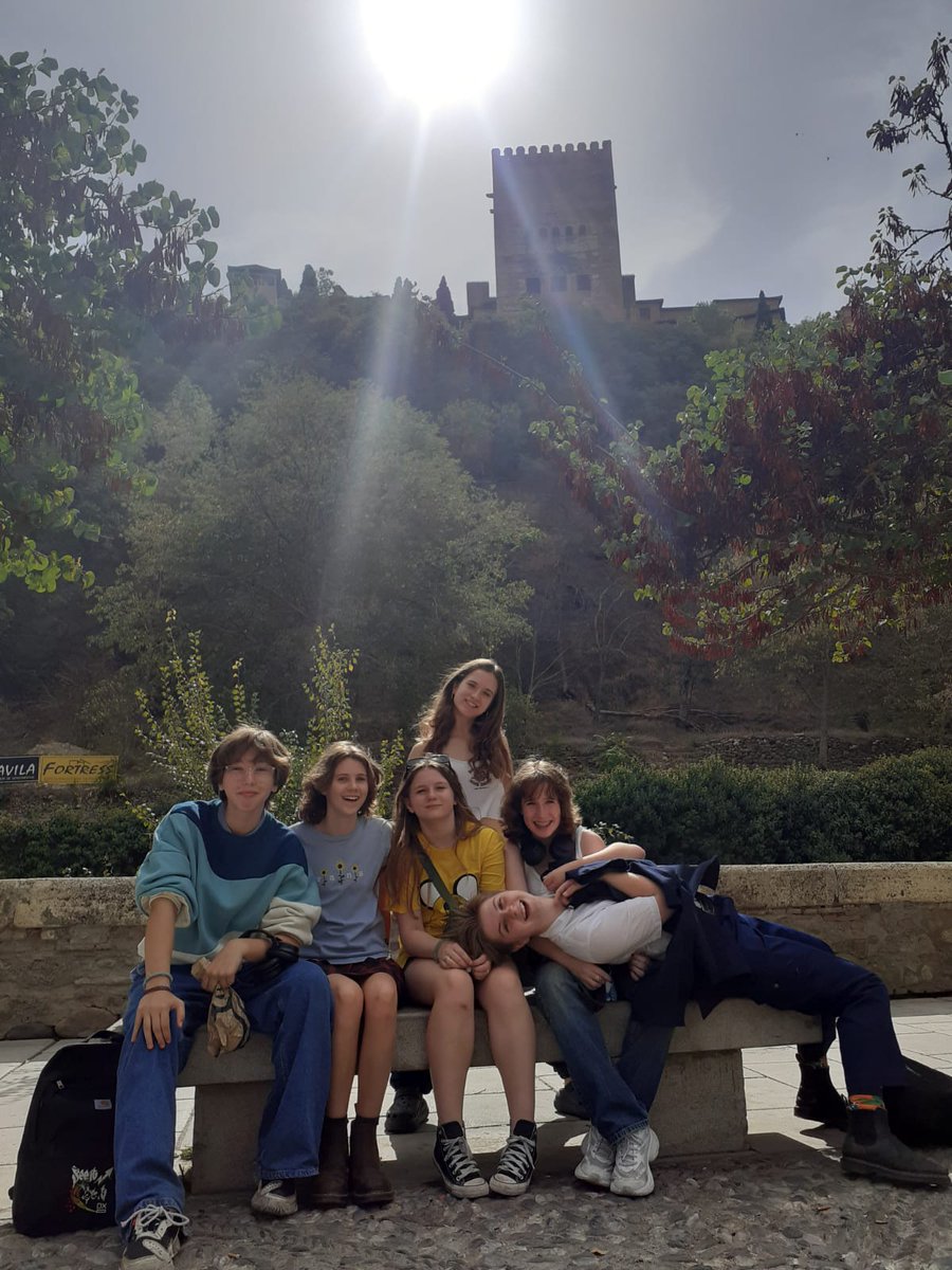 PutneyHighTrip's tweet photo. Our students enjoyed a picnic lunch in Paseo de los Tristes under the beautiful Alhambra
Explored the narrow cobbled streets of the Albaicín and
More henna hands in the Albaicín market
#PHSTrips
#Granada https://t.co/jG0qCHTIp2